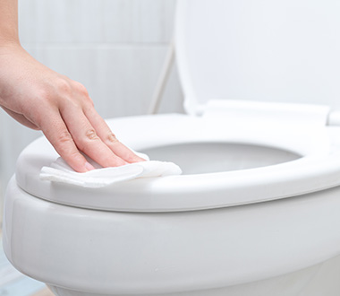 Can I contract bacteria from a toilet seat?